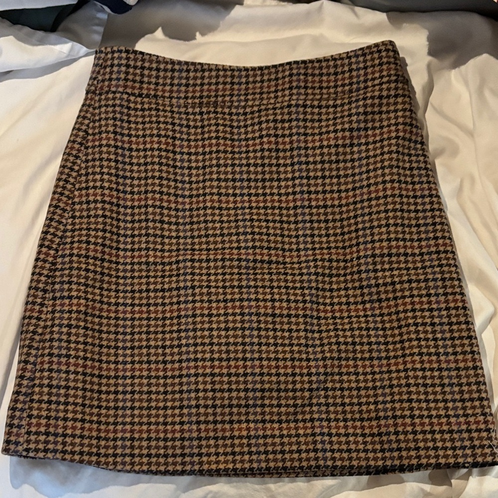J. Crew Factory Houndstooth Pencil Skirt in Brown and Black